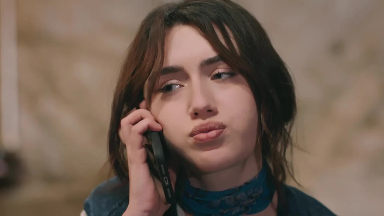 Кадры из сериала Ветреный холм (2024)